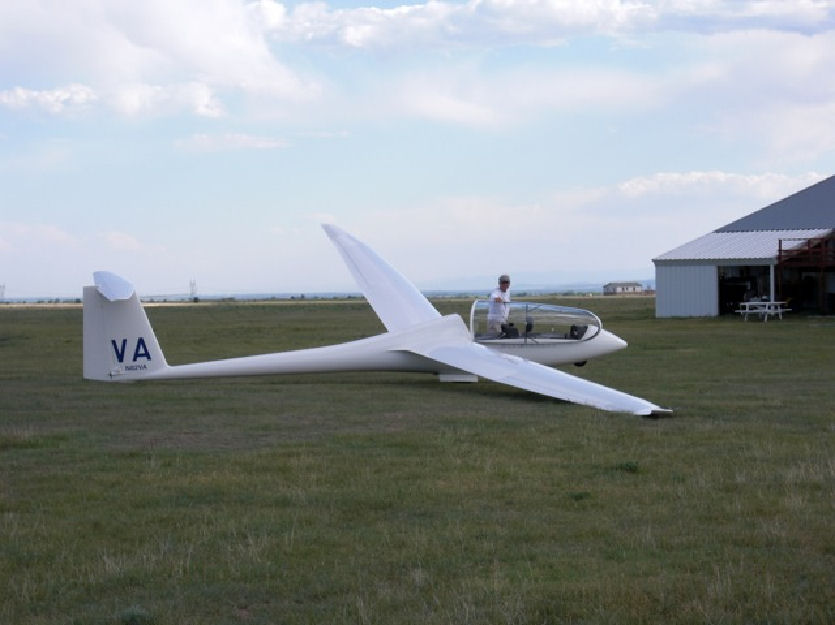 Duo Discus at Owl Canyon Gliderport